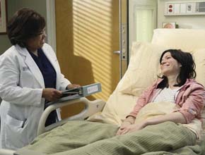 <i>Grey's</i>: Mandy Moore vai participar de novo