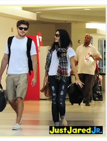 <I>Summertime!</i>: Zac e Vanessa tiram férias