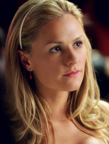 Cinema: Paquin e Kristen Bell em <i>Pânico 4</I>