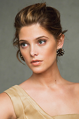 <i>Mark</i>: Ashley Greene aparece em novo <i>ad</i>