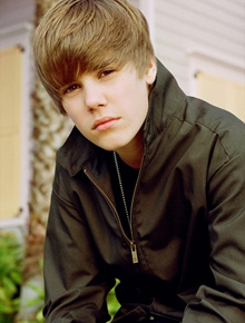 Aniversário: Justin Bieber homenageia Michael Jackson