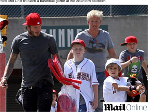 Beisebol: Beckham leva os filhos ao estádio