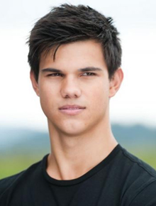Processo: Lautner faz acordo com empresa de <i>trailers</i>