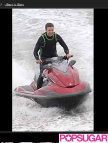 Radical: Justin Timberlake se diverte com <i>jet ski</i>