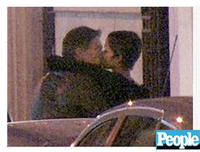 <i>Amour</i>: Halle Berry é vista aos beijos em Paris