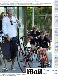 Em família: David Beckham pedala com os filhos