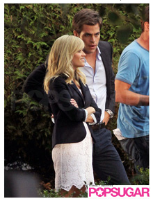 Batente: Witherspoon filma <i>This Means War</i>