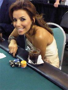 O que acontece em Vegas...: Eva Longoria faz apostas