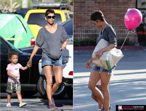 Compras: Halle Berry e filha vão ao supermercado