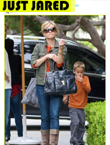 Parabéns!: Reese Witherspoon comemora aniversário do filho