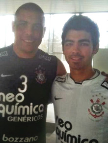 <i>Jonas</i>: Joe comenta primeiro dia no Brasil