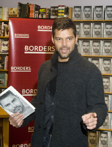 Ricky Martin: Autobiografia eletrônica inclui música