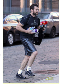Forma: Hugh Jackman corre em Nova York