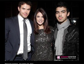 Namorados: Joe Jonas sai com Ashley Greene