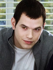 <i>Crepúsculo</i>: Kellan Lutz quer mais falas
