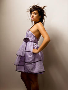 Aeroporto: Lily Allen se irrita com atraso