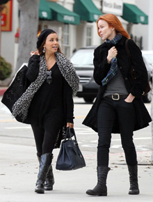 Sacolas: Eva Longoria faz compras com amiga