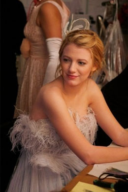 Oficial: Blake Lively é <i>face</i> de bolsas da <i>Chanel</i>
