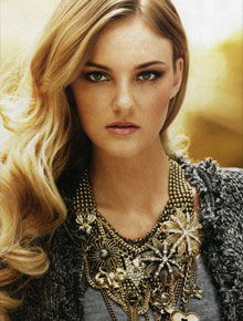 <i>Fashion Rio</i>: Carol Trentini desfila