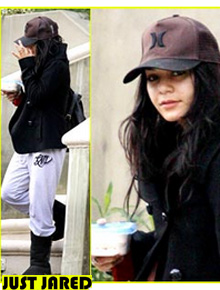 Sem <i>flashes</i>: Vanessa Hudgens se esconde