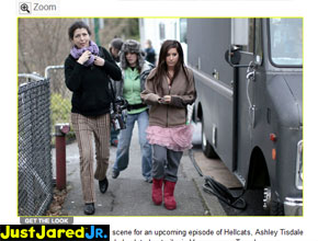 Tutu?: Ashley Tisdale é clicada com visual diferente