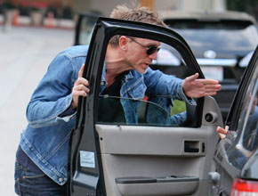 <i>Qual é?</i>: Daniel Craig confronta <i>paparazzo</i>