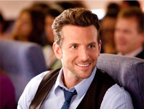 Fogo: Bradley Cooper e Renée Zellweger passam por susto