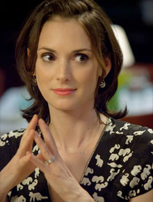 Hollywood: Winona Ryder vende casa