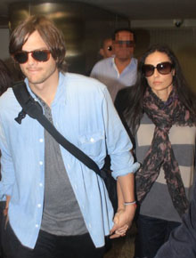 Olá: Demi Moore e Ashton Kutcher chegam ao Brasil