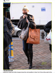 <i>Set</i>: Katherine Heigl se protege do frio