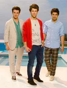 <i>Jonas Brothers</i>: Irmãos querem se dedicar