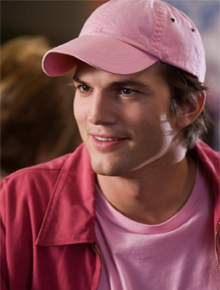 Romantismo: Ashton Kutcher lembra loucura de amor