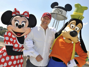 <i>Disney</i>: Bruce Willis curte férias em parque