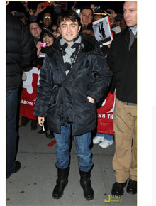 Broadway: Daniel Radcliffe aparece contente