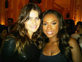 Aniversário: Isabeli Fontana posa com Jennifer Hudson