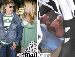 Primeira foto: Veja imagem do bebê de Rod Stewart