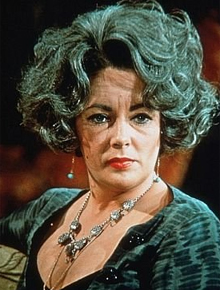 Funeral: Elizabeth Taylor havia pedido para atrasar
