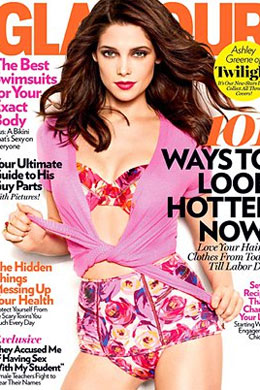 <i>Sexy</i>: Ashley Greene mostra boa forma em revista