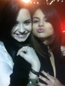 <i>BFF</i>: Selena Gomez e Demi Lovato se reúnem