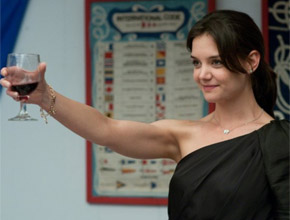 Suri: Katie Holmes revela planos de aniversário da filha