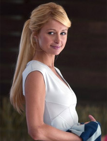 Cadê?: Paris Hilton é processada por joalheria