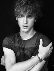Noivado: Tom Felton parabeniza Tom Fletcher