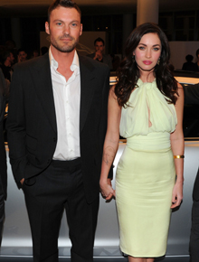 NY: Megan Fox vai a festa de marca de carros