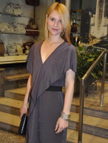 <i>VIP</i>: Claire Danes participa de festa de revista