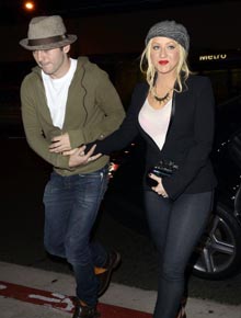 Jantar: Christina Aguilera e namorado saem juntos