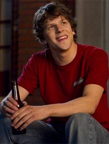 Laboratório: Jesse Eisenberg entregou <i>pizza</i> para filme