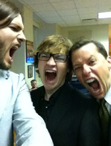 <i>Half Men</i>: Ashton Kutcher diz que <i>ganhou na loteria</i>