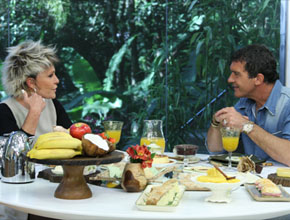<i>Amante espetacular</i>: Antonio Banderas elogia esposa