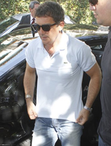 Rio: Antonio Banderas almoça em Santa Teresa