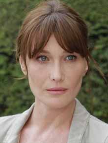 Procura-se: Carla Bruni quer comprar casa no Brasil